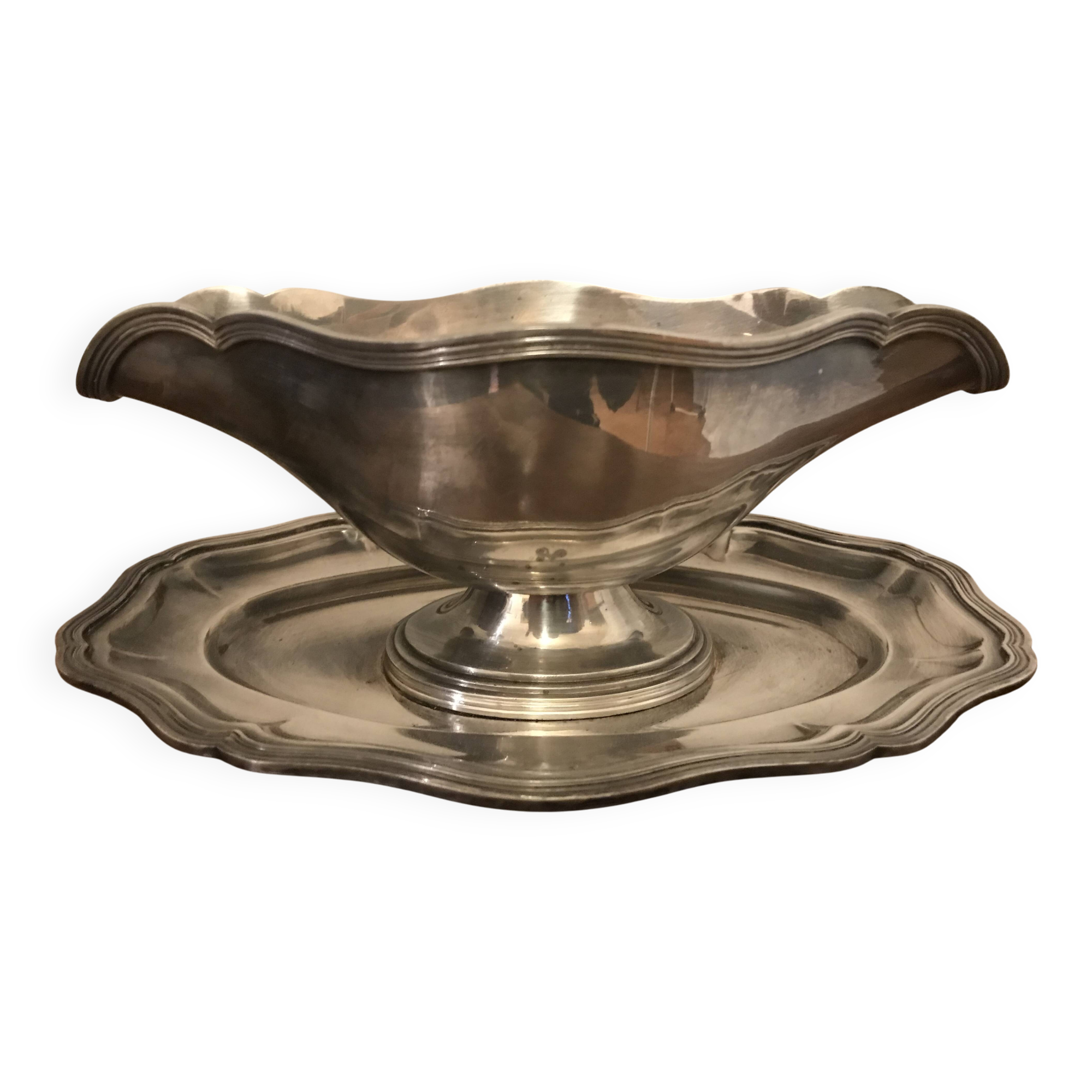 Silver metal sauceboat