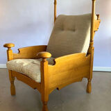 Castle lounge chair