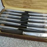 Box of 12 silver-plated art nouveau knives with steel blades