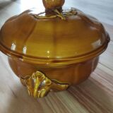 Louis XV soup tureen in Lunéville faience