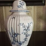 Lot of 3 porcelain vases of Moustiers