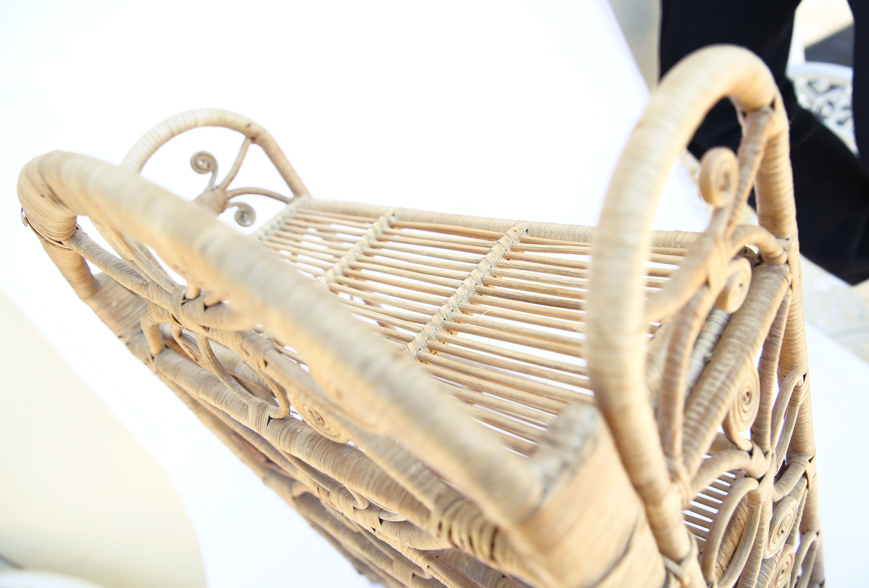 3-storey foldable vintage rattan shelf