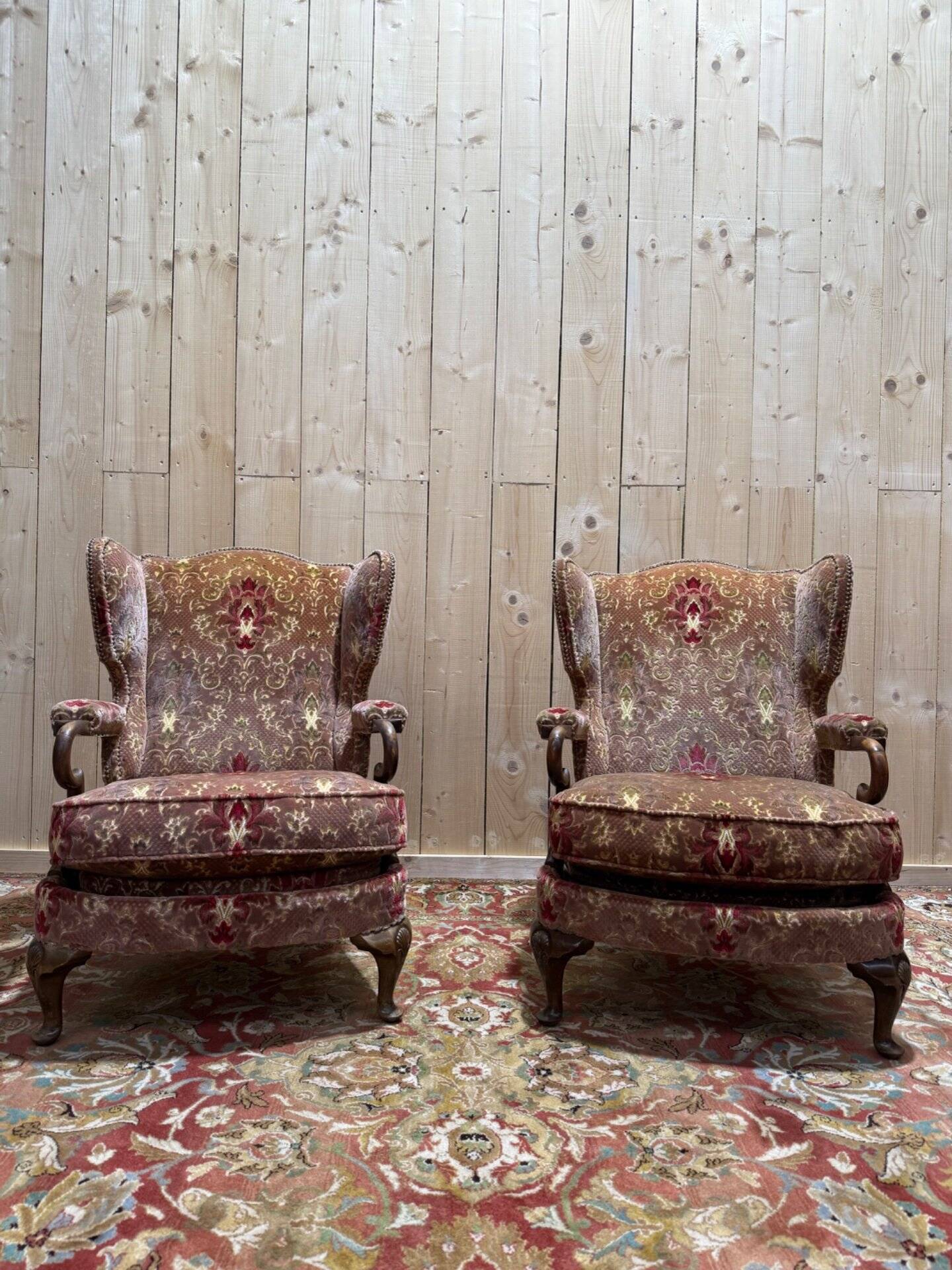 Paire de fauteuils - bergères à oreilles Anglais