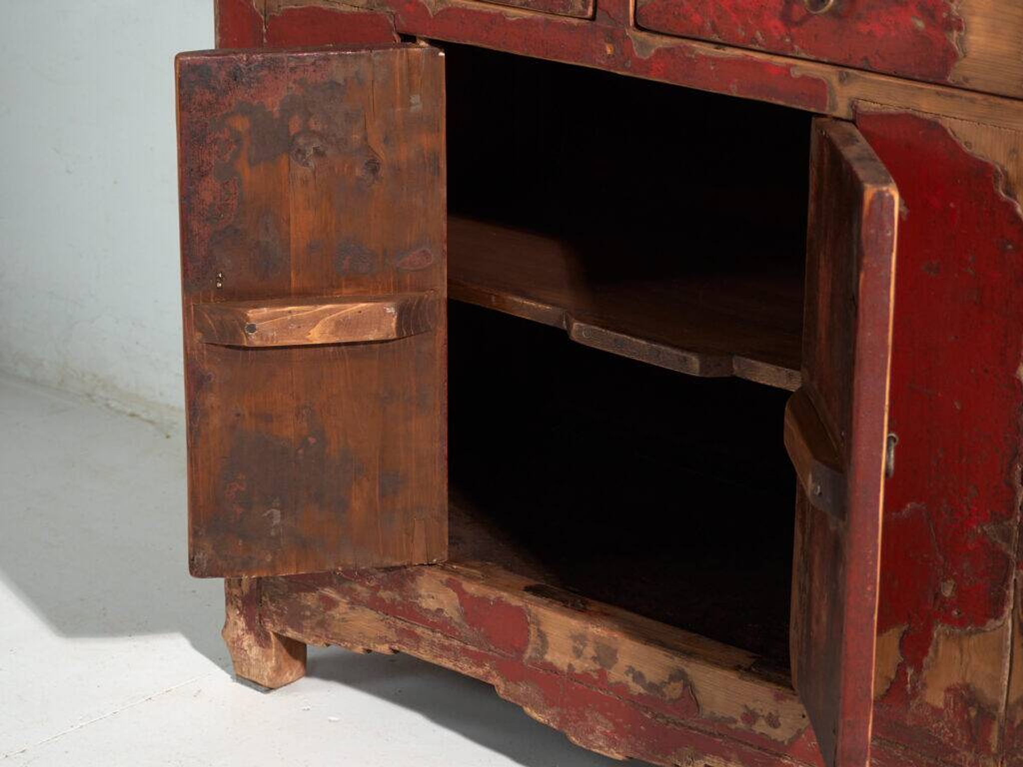 Antique pine sideboard with original red paint – China, circa 1920
