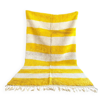 Traditional handmade Berber Beni Ouarin rug size 150 x 250 cm