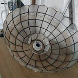 Mother-of-pearl suspension