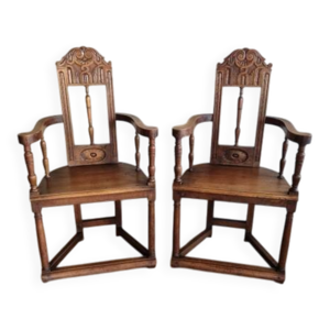 Chaises caquetoire