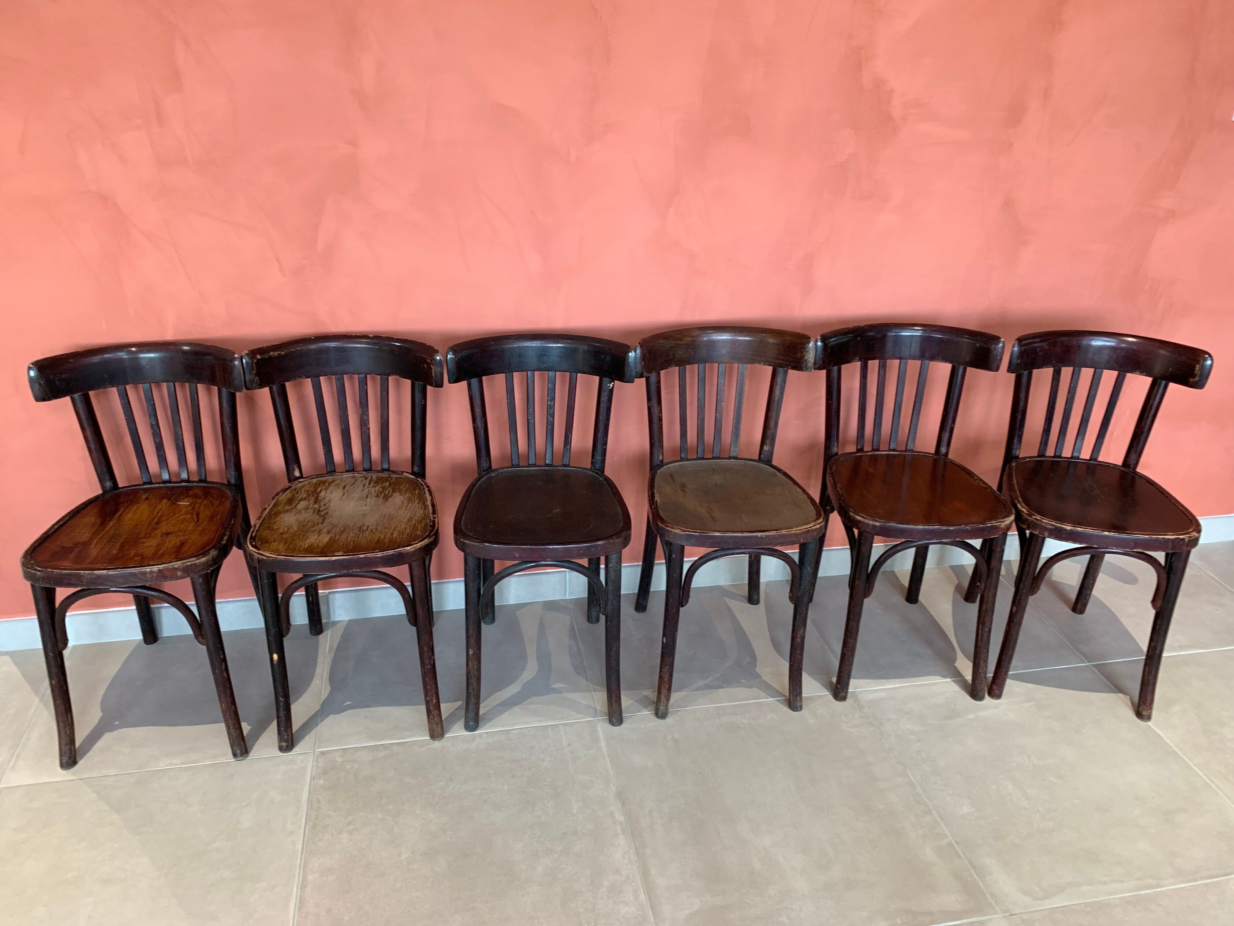 Suite de 6 chaises bistrot vintage