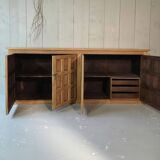 Brutalist buffet