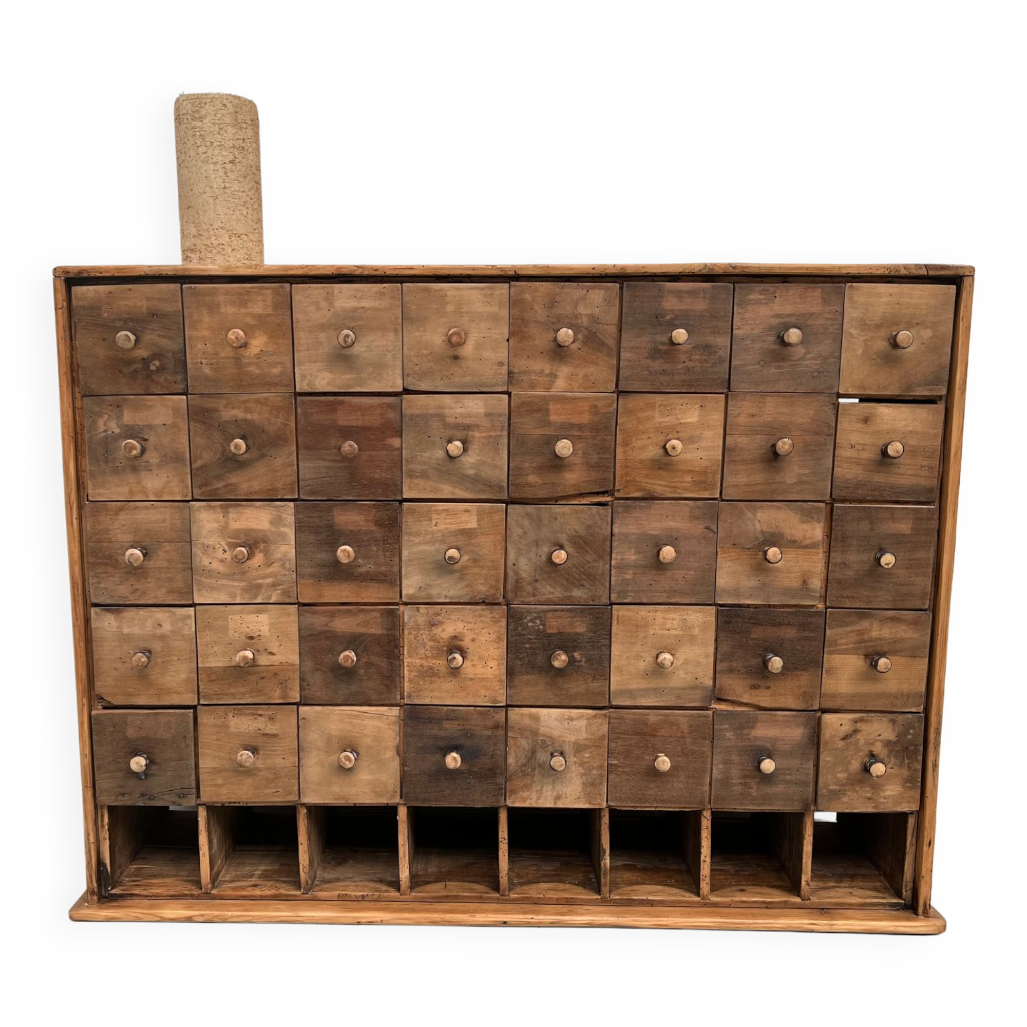Meuble de rangement à tiroirs