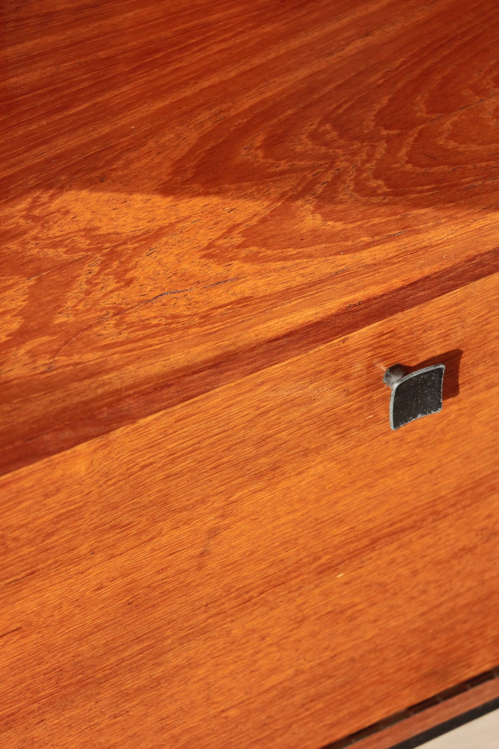 Vestiaire d’entrée vintage – Meuble à patères, miroir et rangements