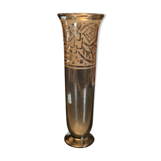 Large Art Deco vase by Daum Nancy at the Croix de Lorraine France