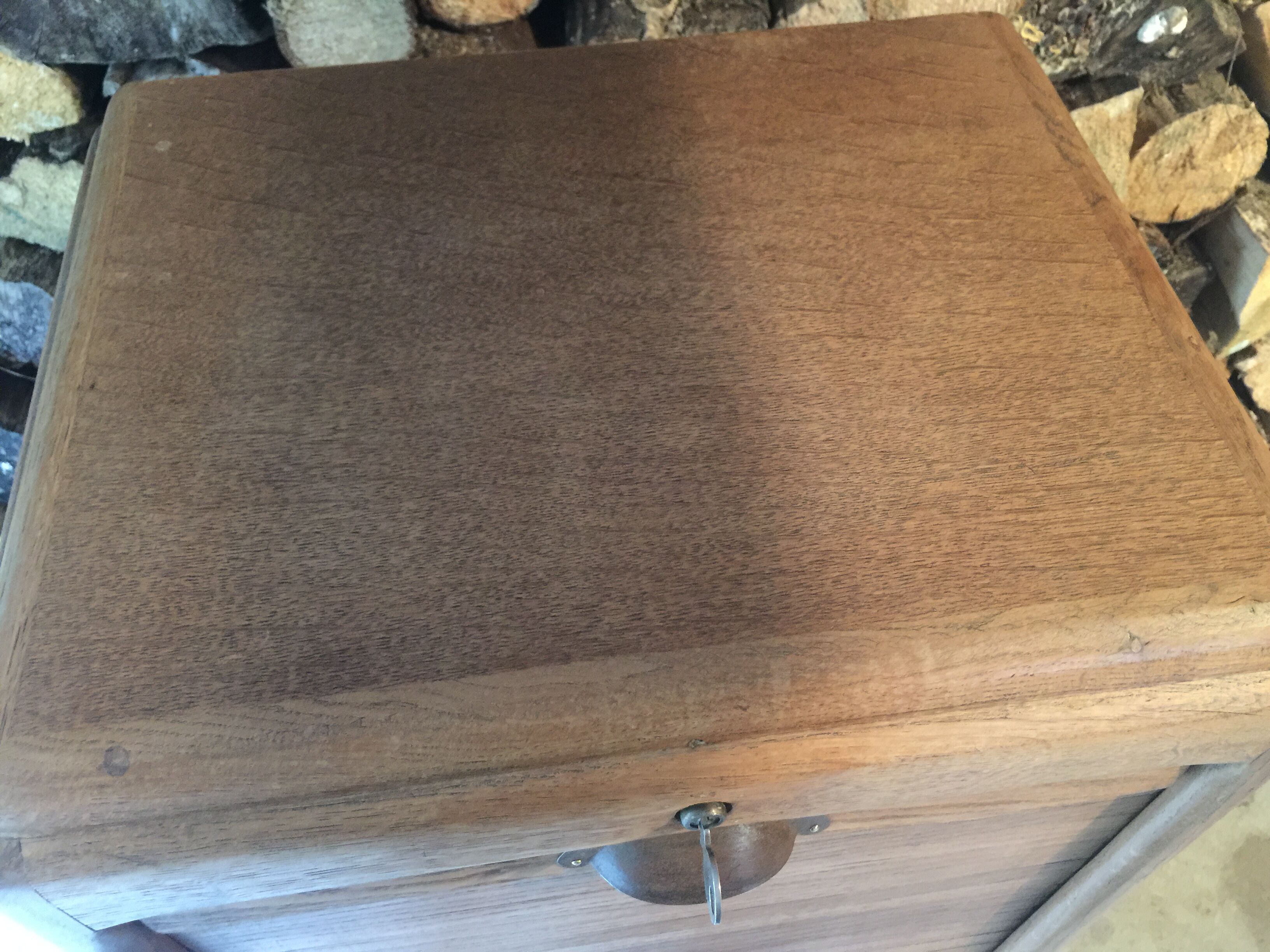 Light oak curtain binder