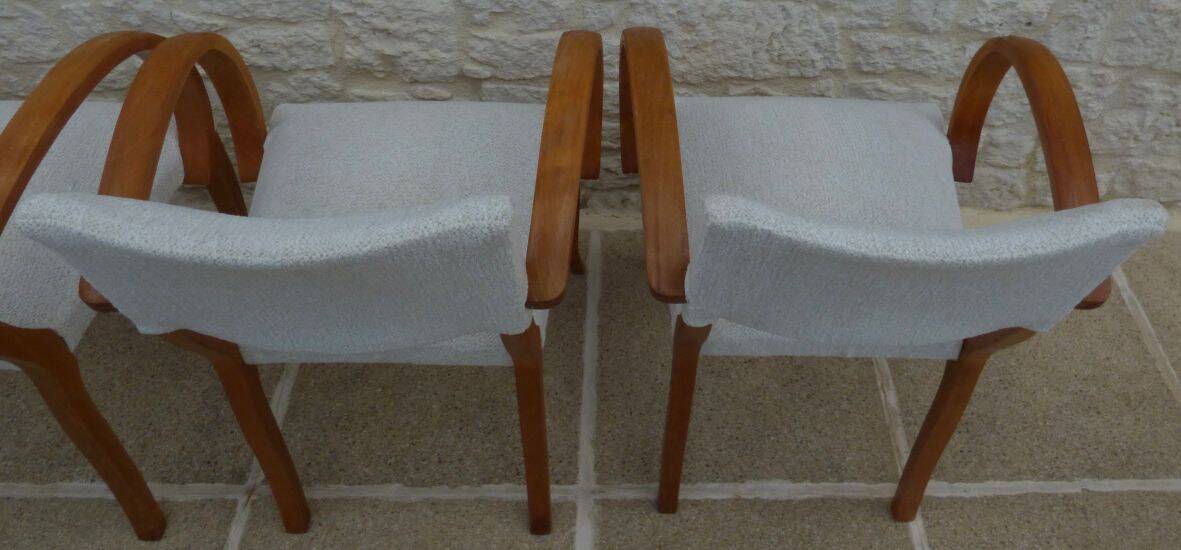 Chic 1950s bridge chairs in solid wood, white and beige, hand-stitched.