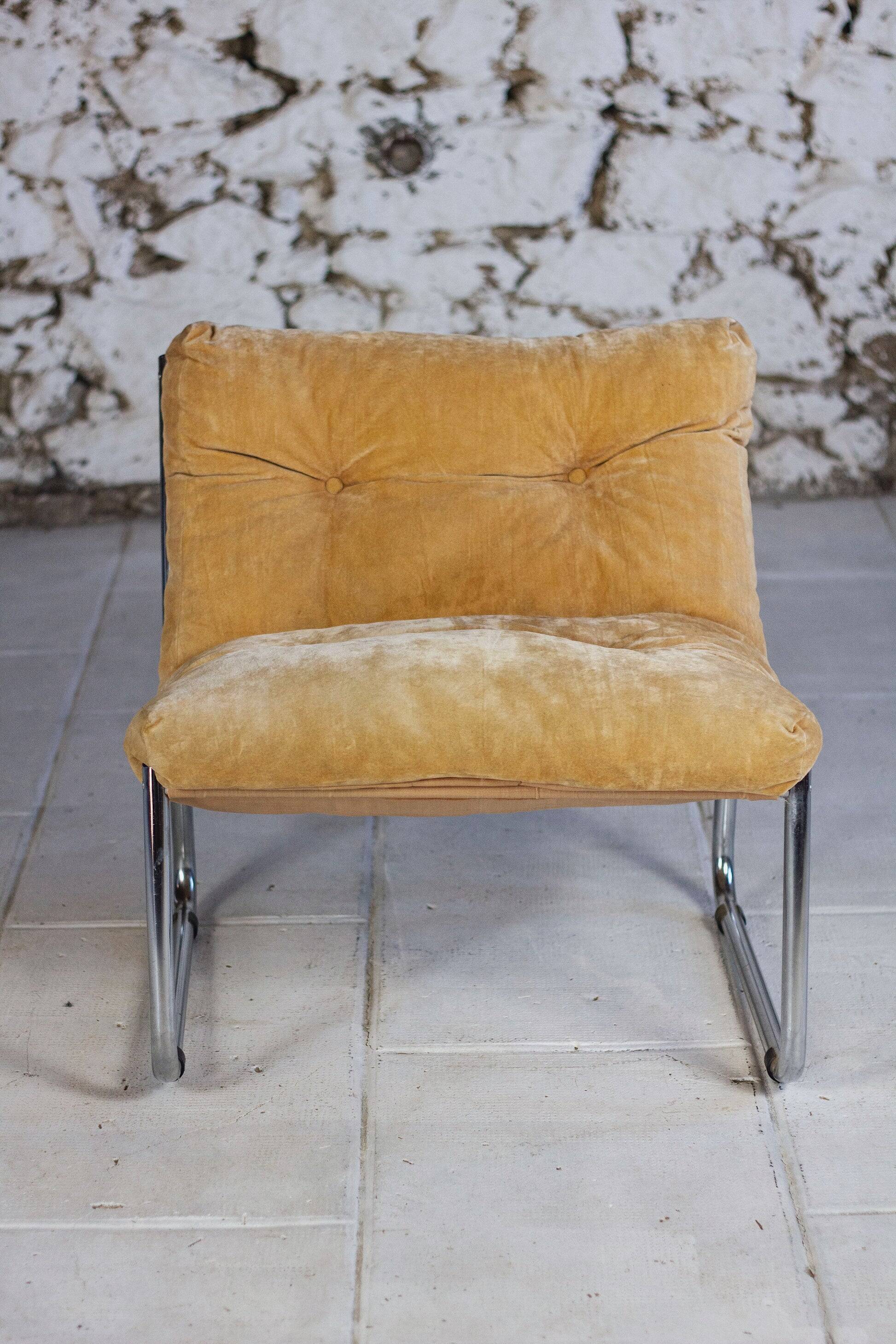 Vintage "Pixi" style armchair in velvet and chrome, 1970