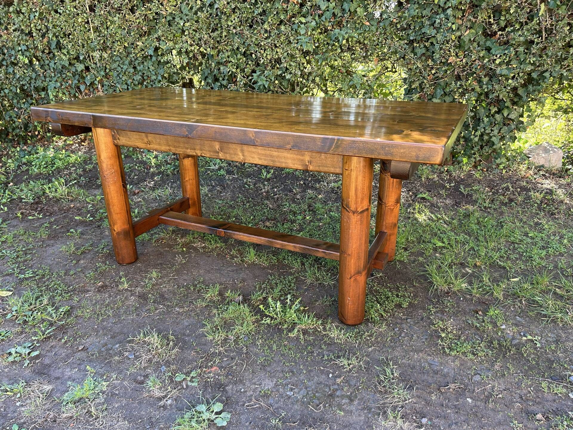Table à manger Georges Robert