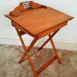 Child desk desk