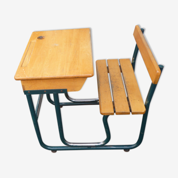 School table 1 place