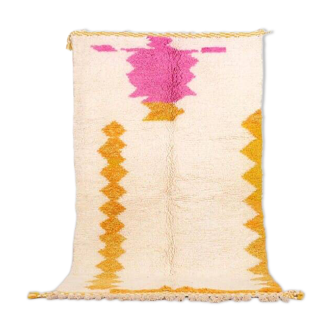 Traditional handmade Beni Ouraine rug, size 150 x 250 cm