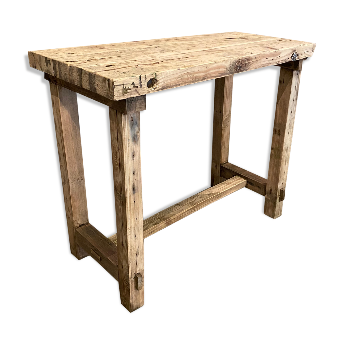 Old-wood workbench