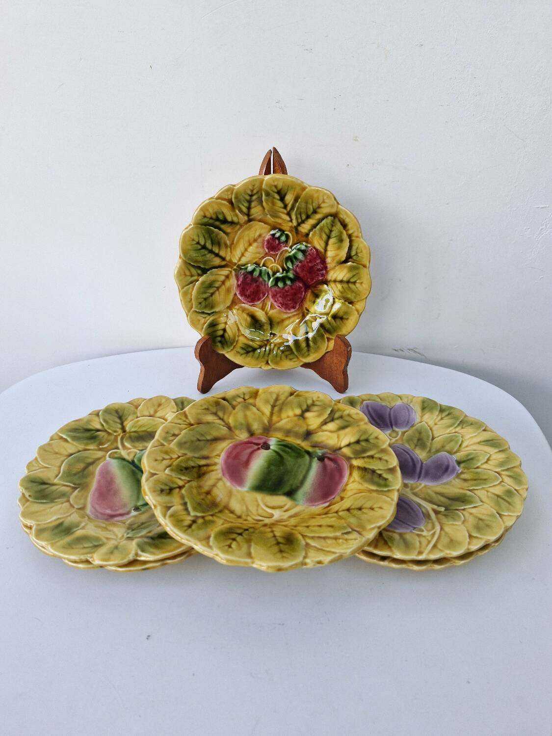 6 dessert plates sarreguemines ceramic barbotine fruits