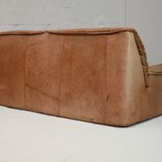 Cinna sofa. Circa 1970. Foam and "caramel" leather. 3 seats.