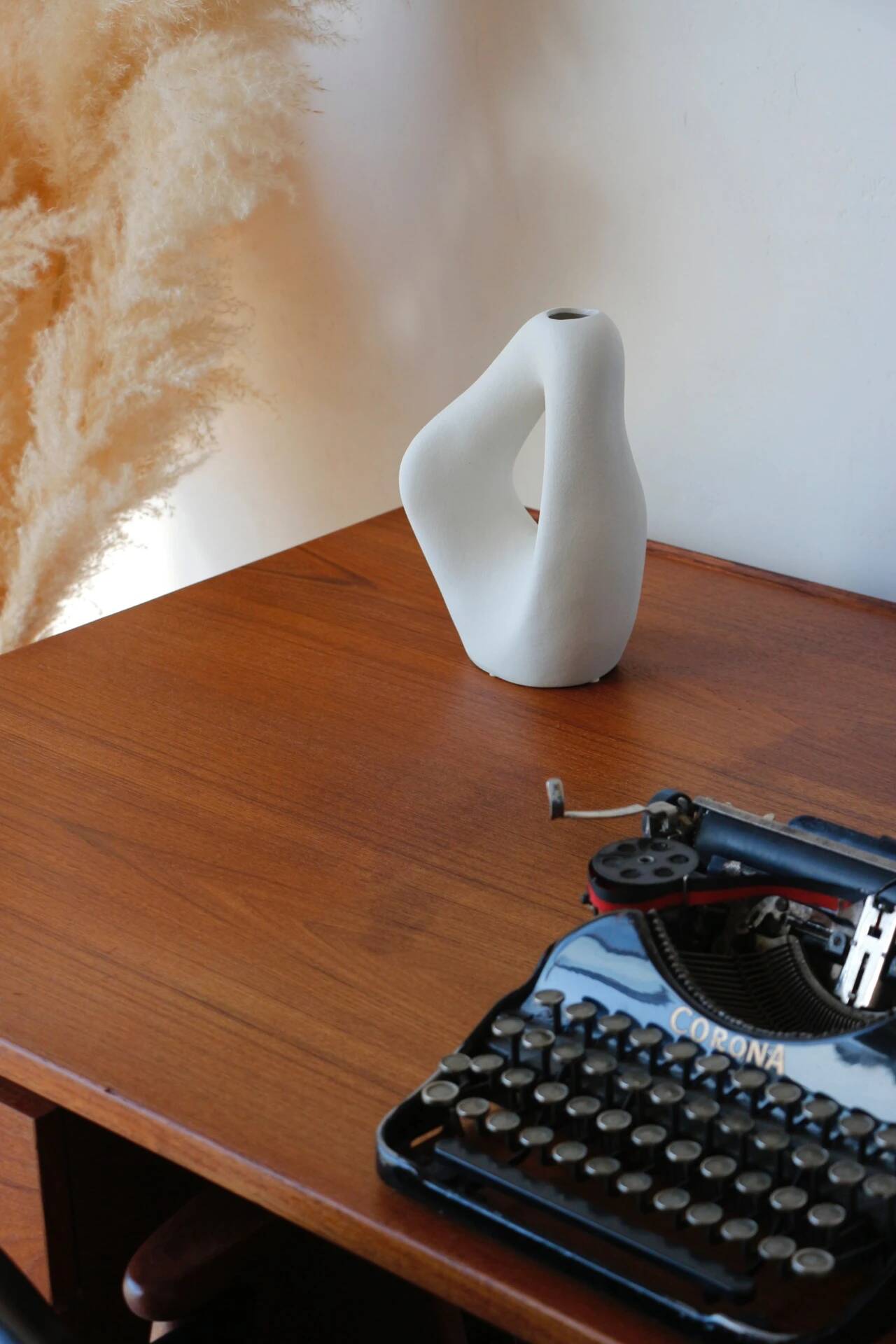 Bureau freestanding teck scandinave années 60 | Dyrlund