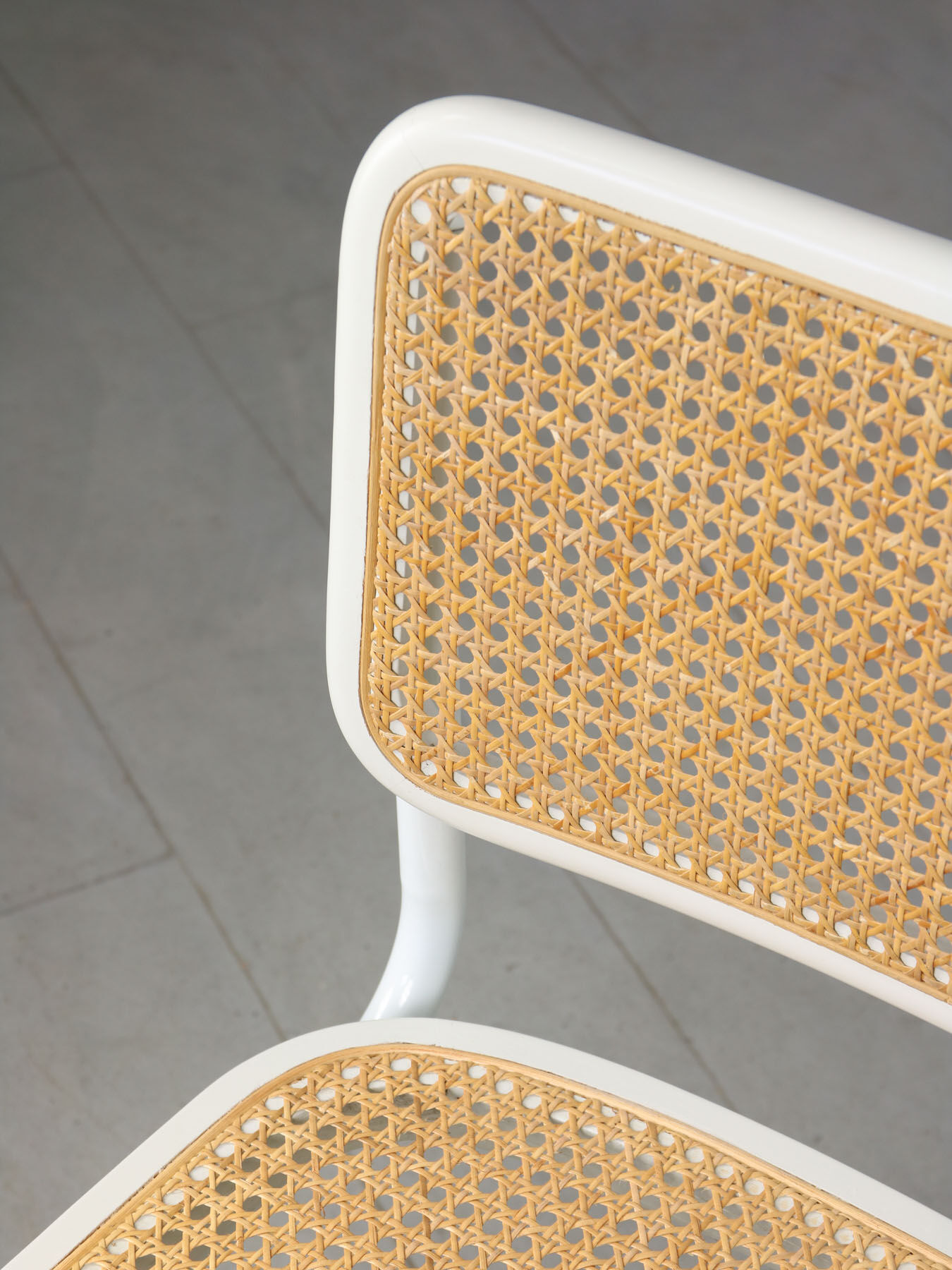 Vintage white B32 Cesca chair by Marcel Breuer, 90s
