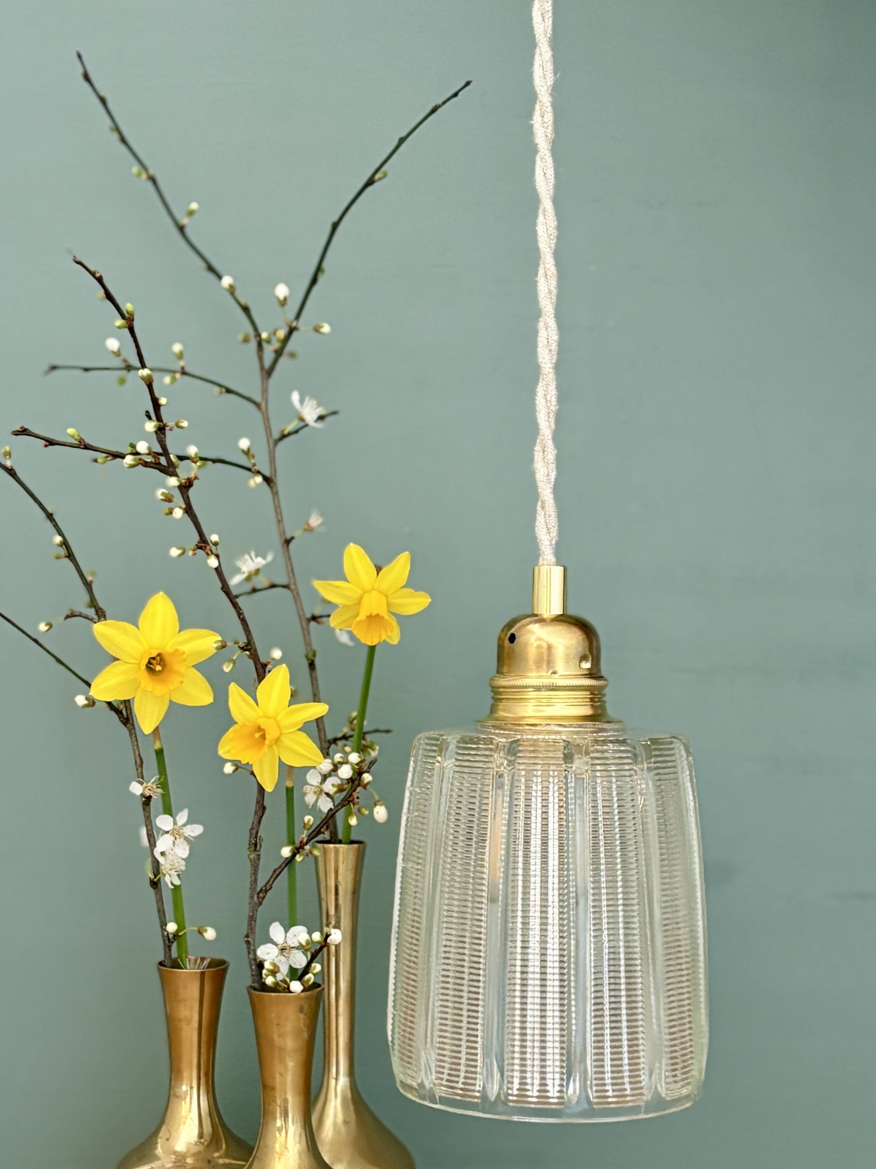 Vintage tulip suspension in holophane glass