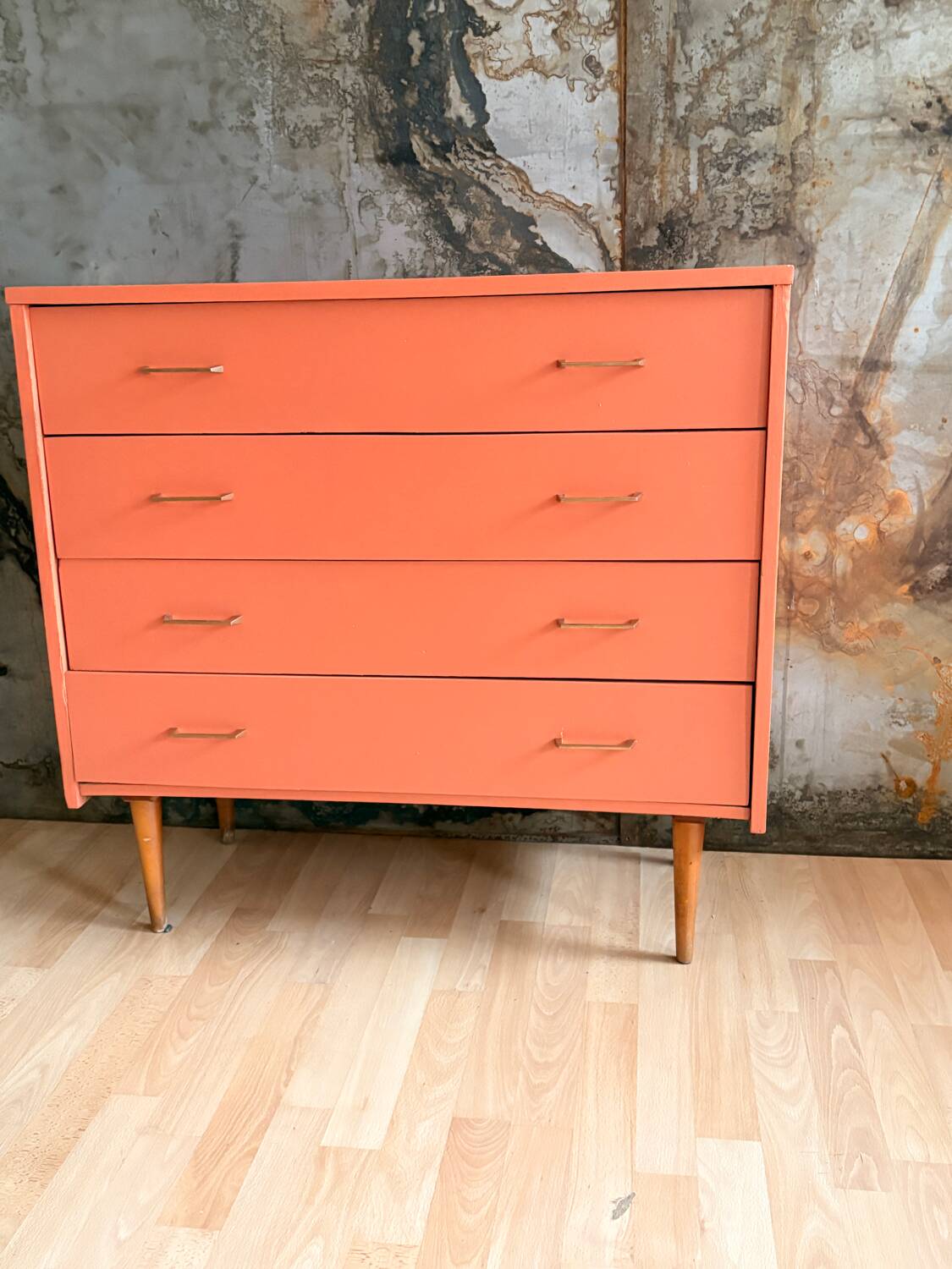 Vintage terracotta commode