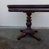 19th century English mahogany pedestal table.