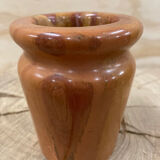Petit vase en albâtre rouge vintage