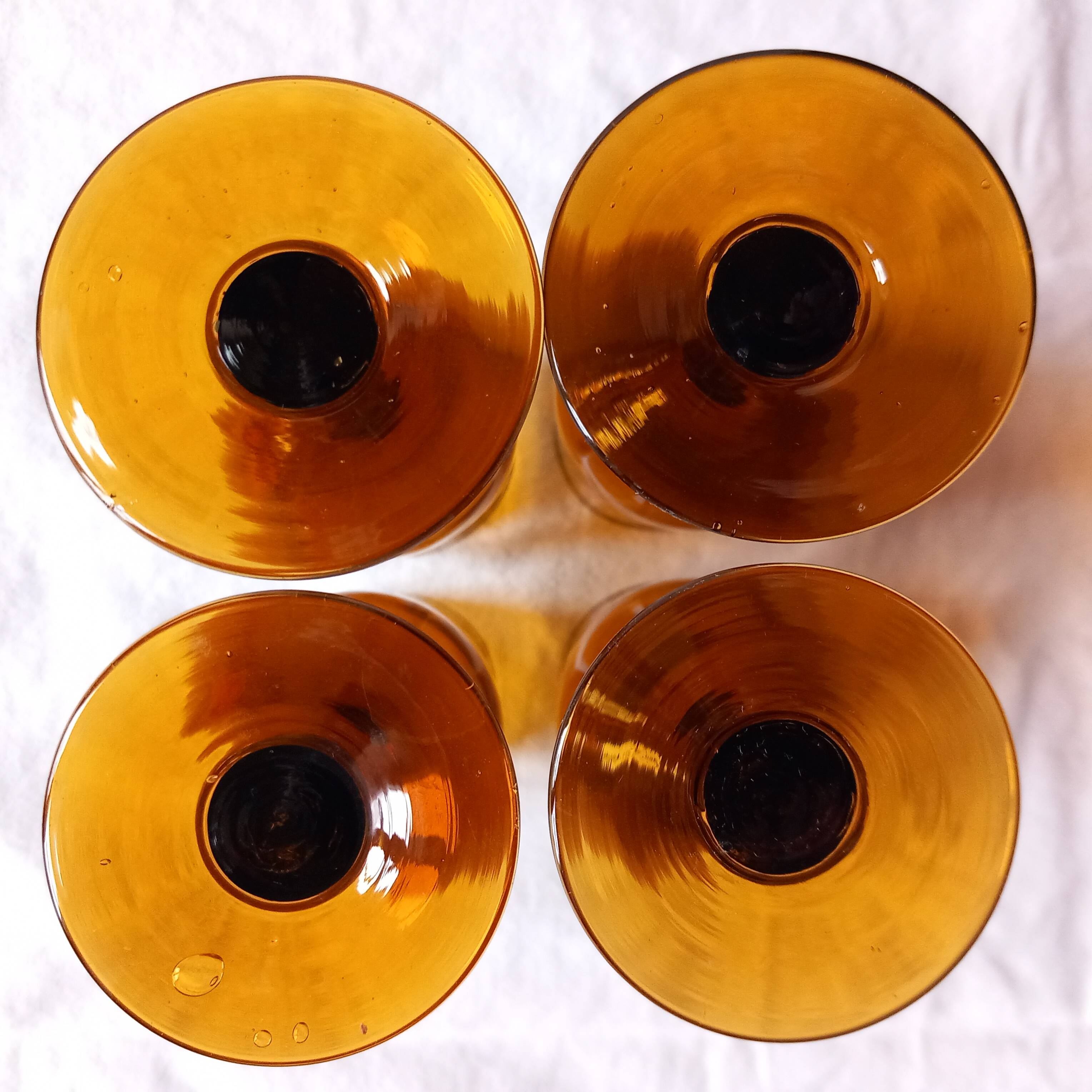 4 vintage aperitif glasses in amber glass