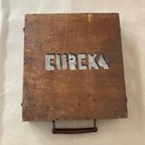 EURÊKA handcrafted games case from the early 20th century