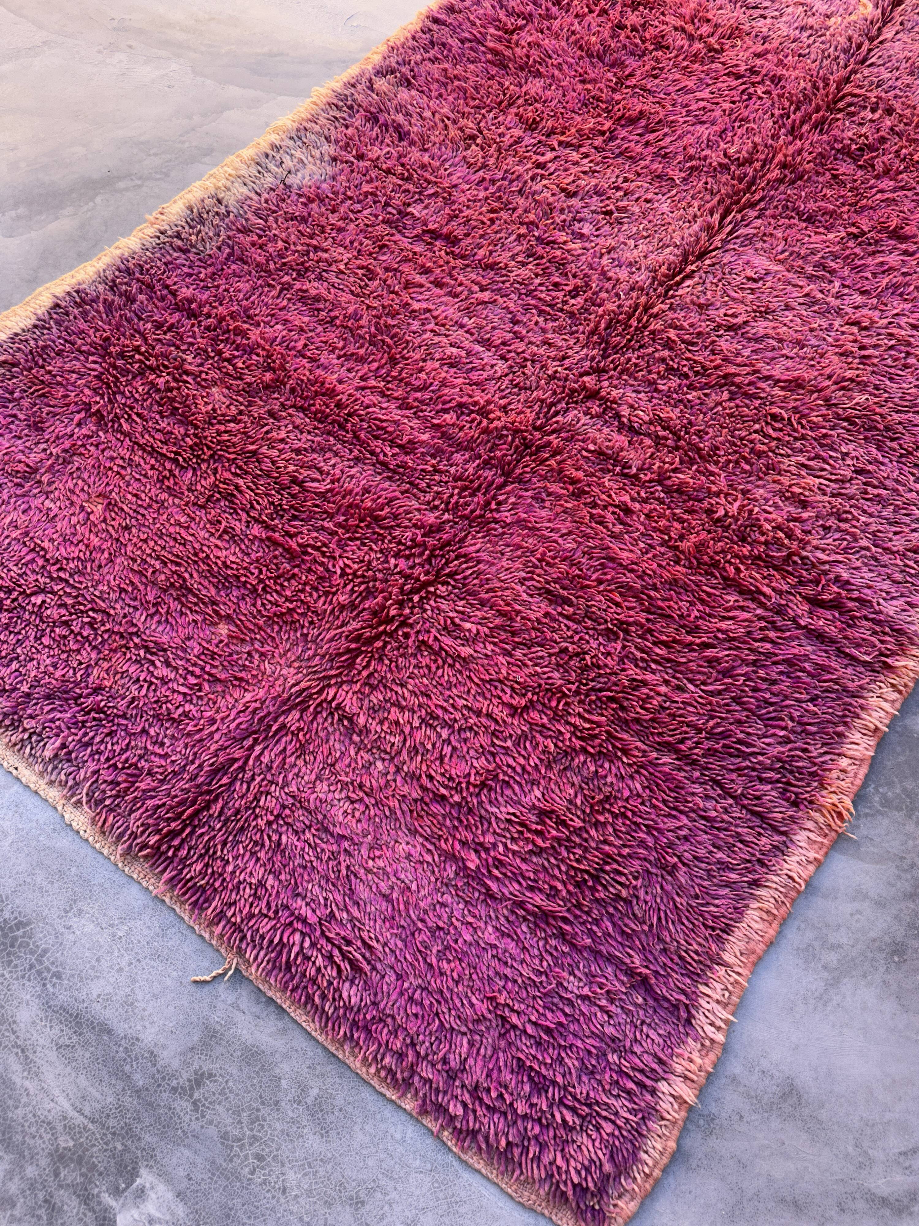 Tapis Marocain Beni M'Guild violet - 187 x 378 cm