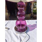 Lampe vintage en chrome et verre de couleur