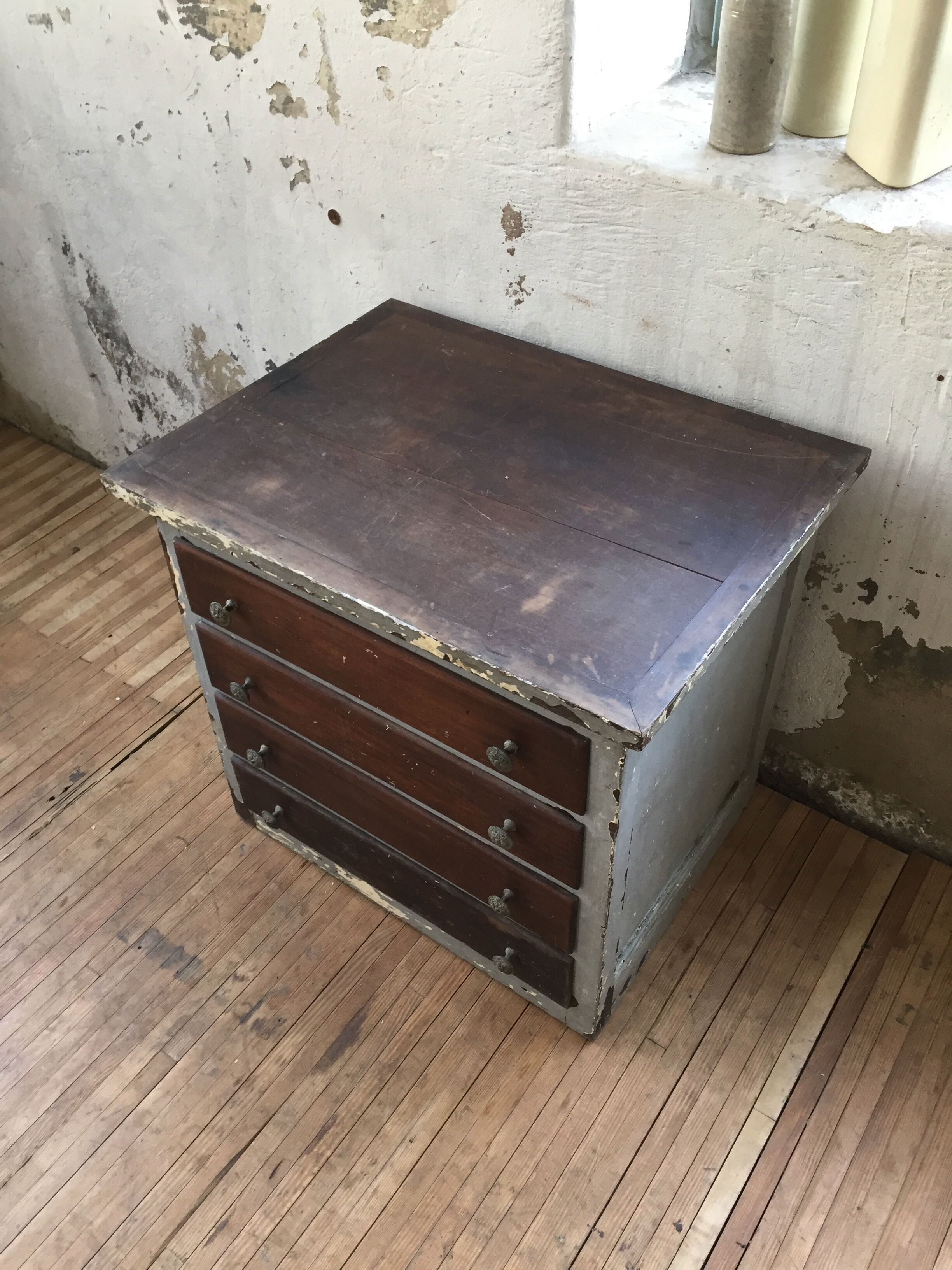 Furniture drawers loom