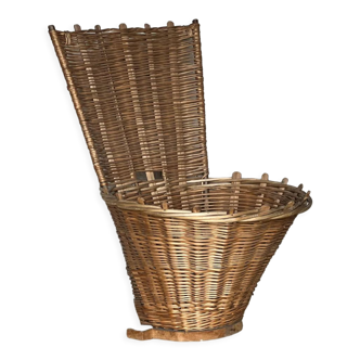 Rattan harvest hood