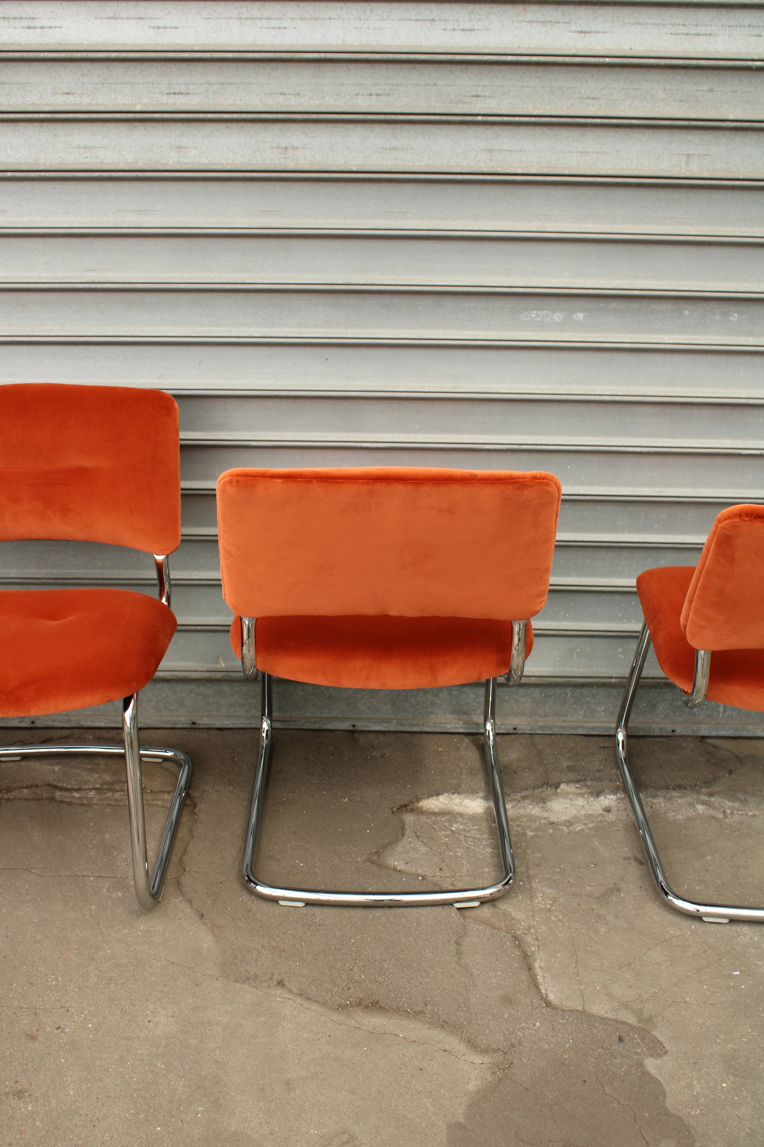 Strafor chairs