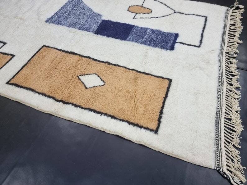 Traditional handmade Beni Ouarine rug 250cmx150cm