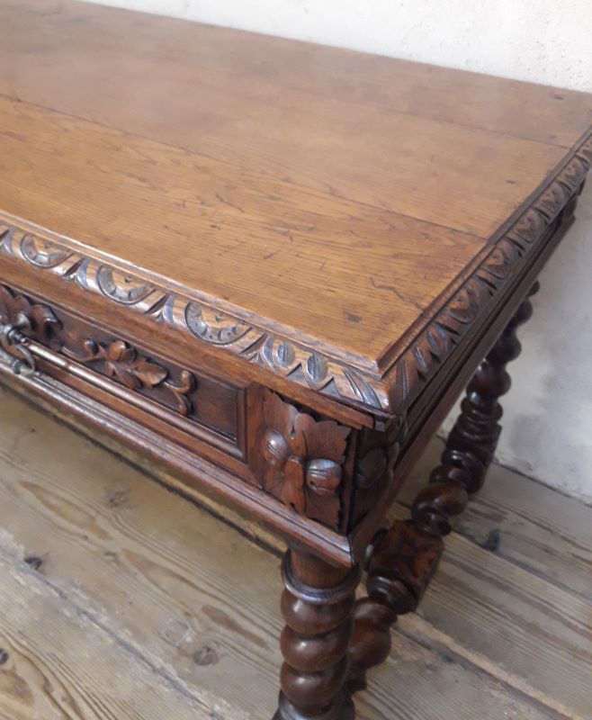 Middle Louis XIII style office