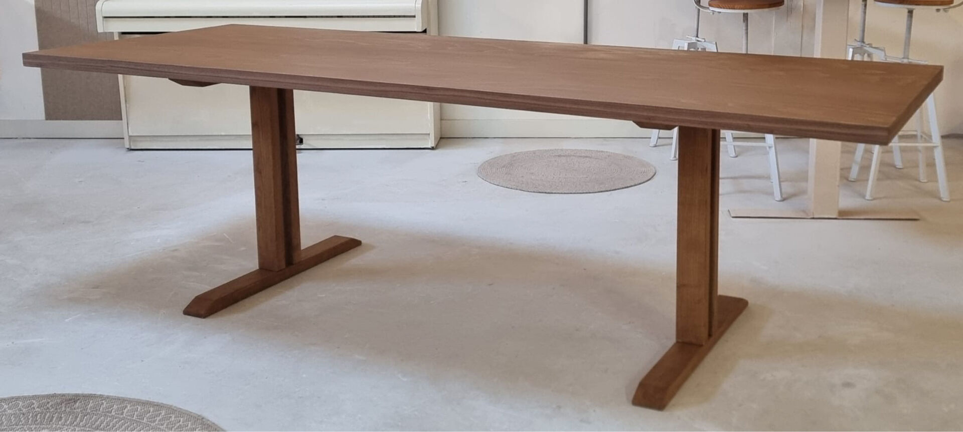 Dining table Tjalfe 2.5m