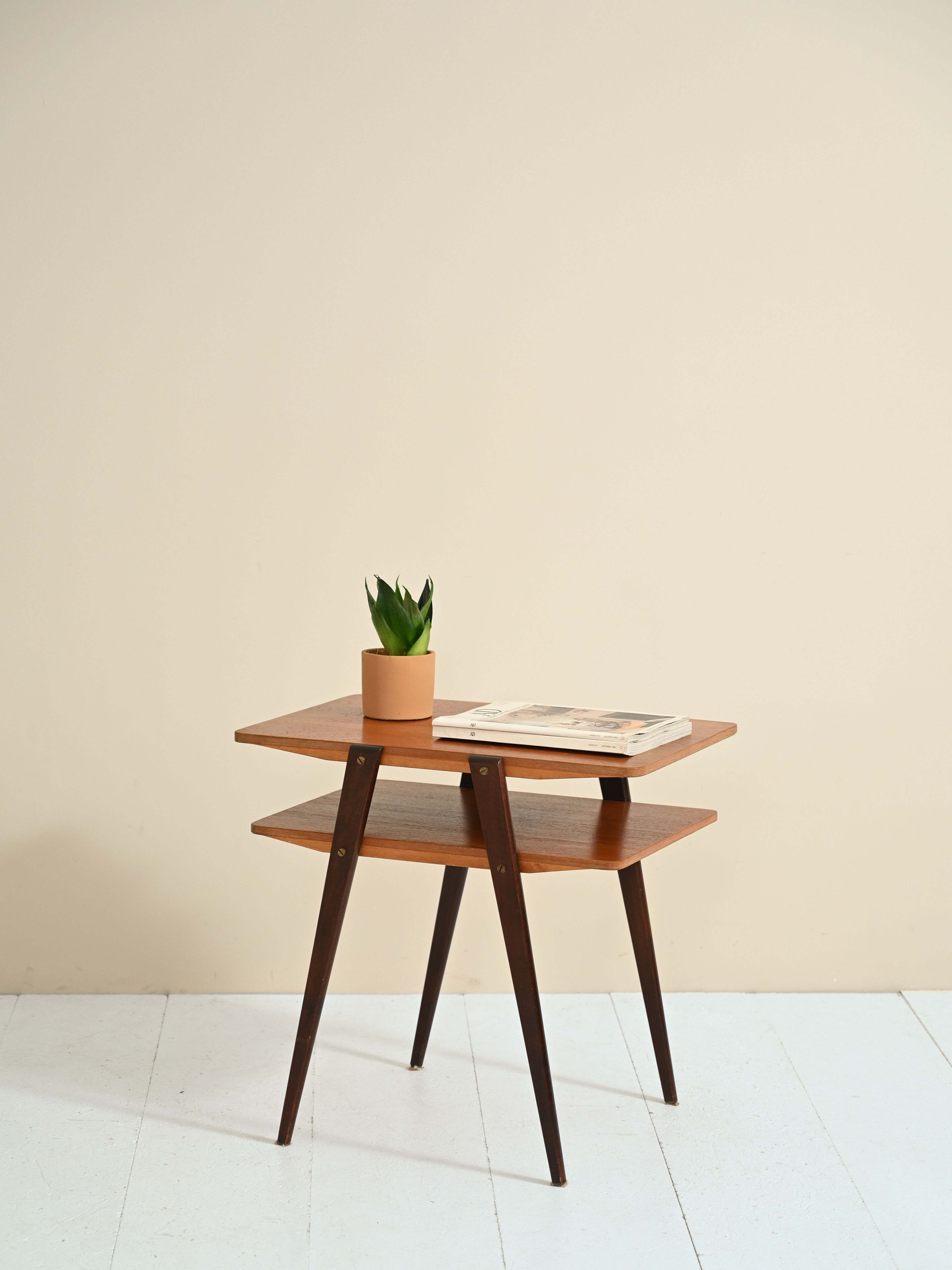 Pair of bedside tables / coffee tables