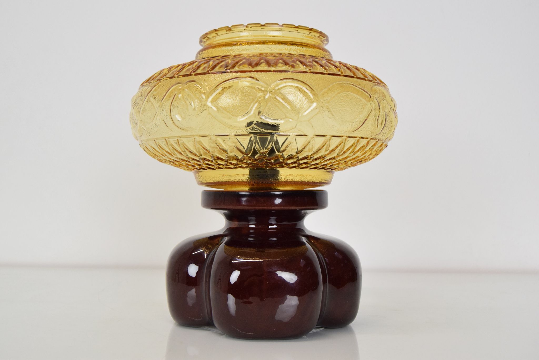 Lampe de table en céramique du milieu du siècle années 1960.