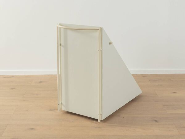 Table d'appoint postmoderne, Peter Maly