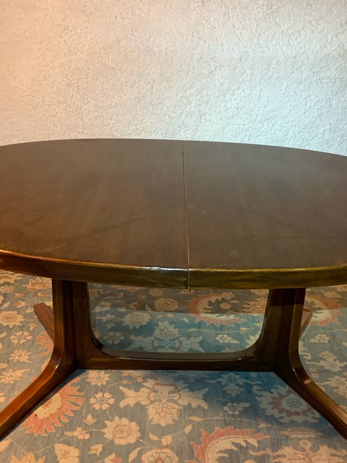 Large Baumann table