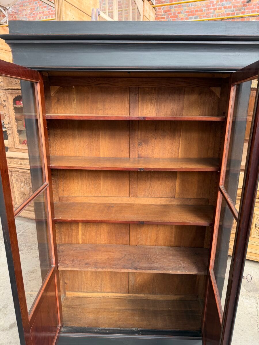 Napoleon III display cabinet