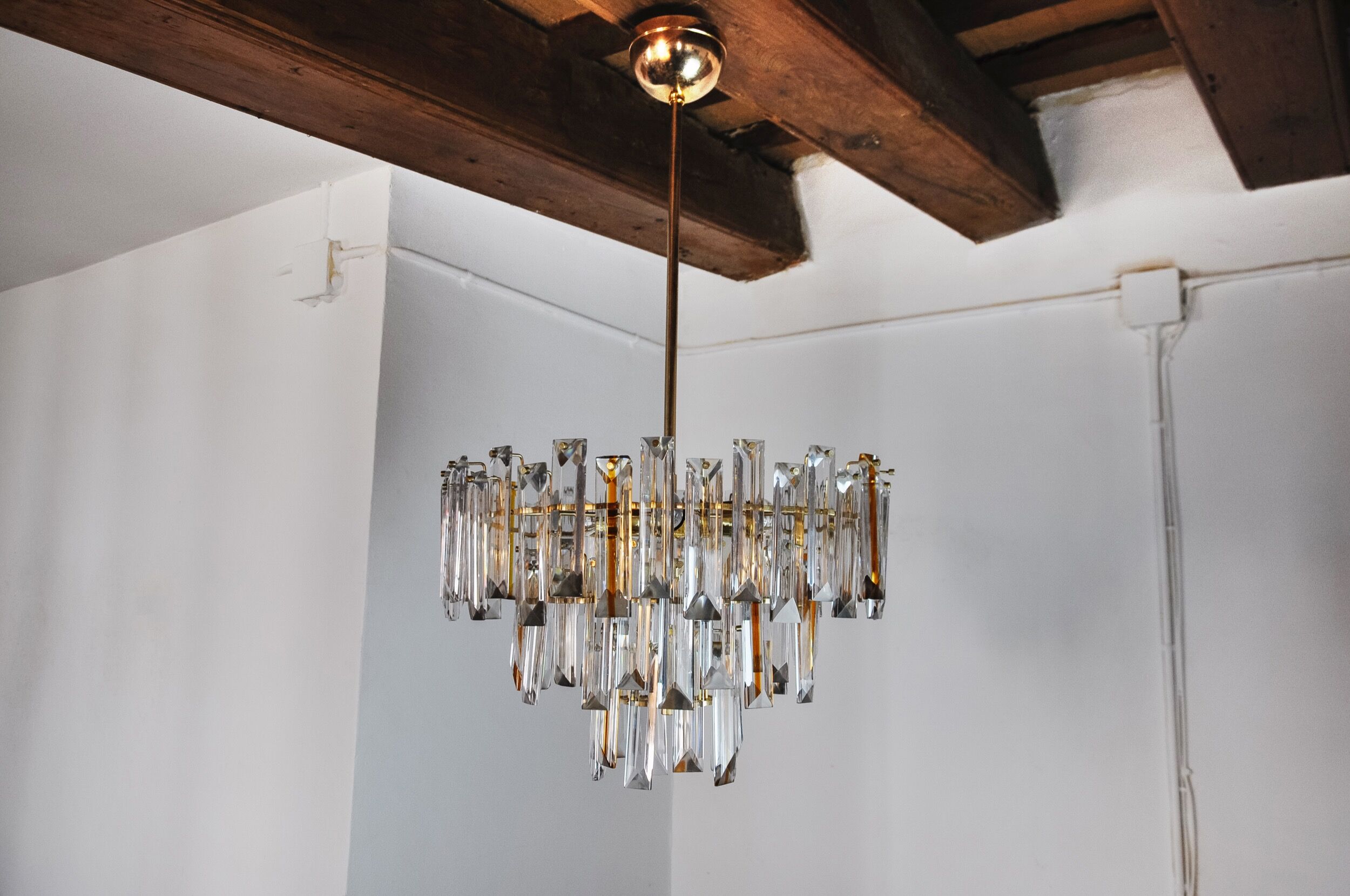 Venini two-tone chandelier, 3 levels, murano glass, Italy, 1970