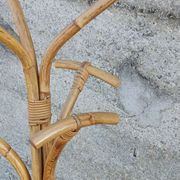 Coat rack parrot in rattan and bamboo