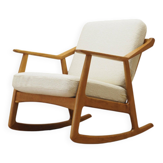 Fauteuil à bascule en chêne, design danois, années 1960, designer : H. Brockmann Petersen, p